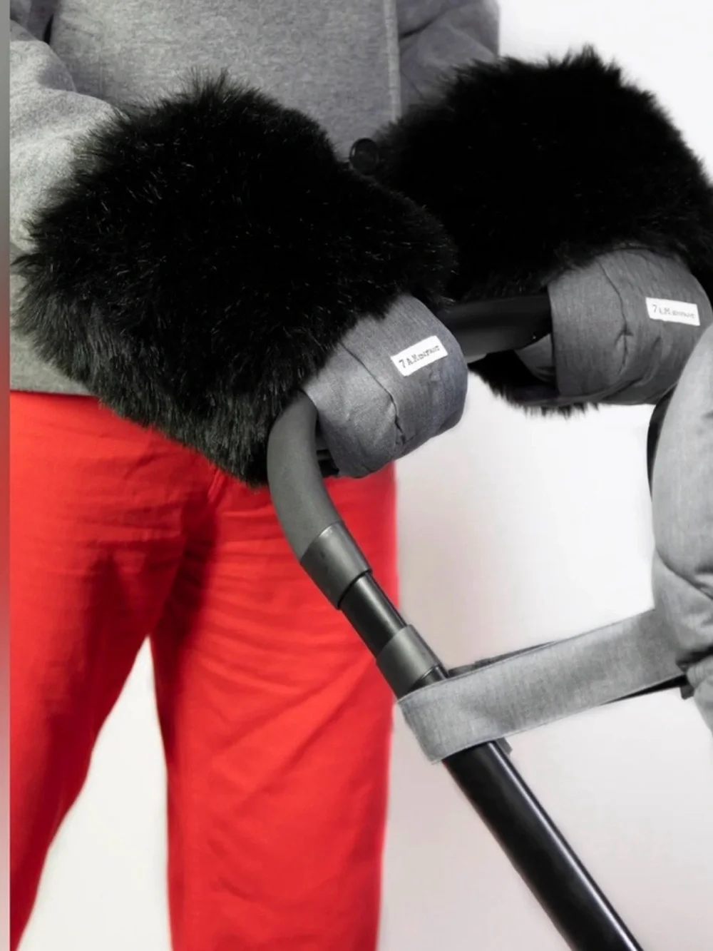 7am Enfant black tundra hand muffs